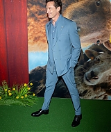 437.jpg